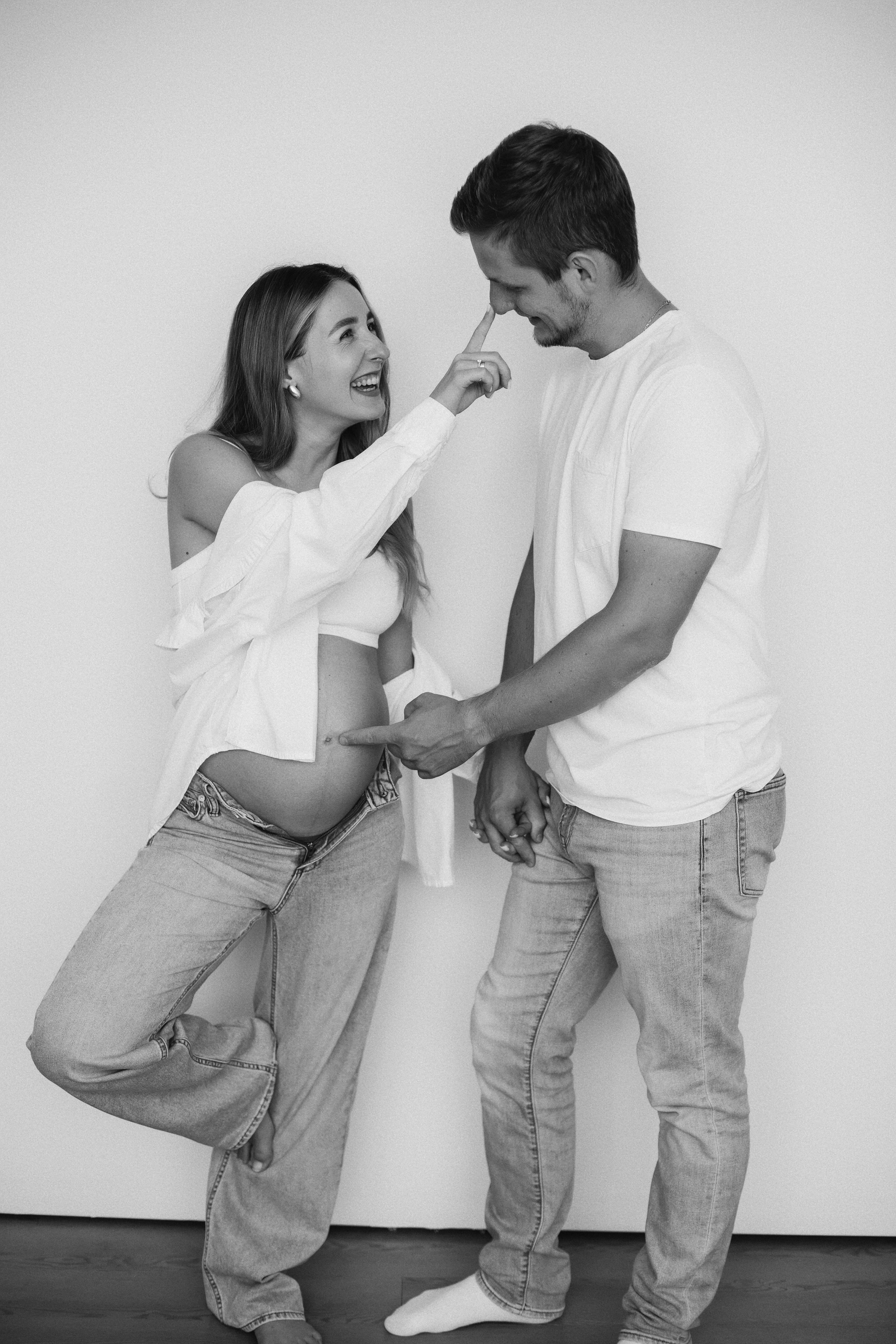 Maternity — photo 28 (B&W)