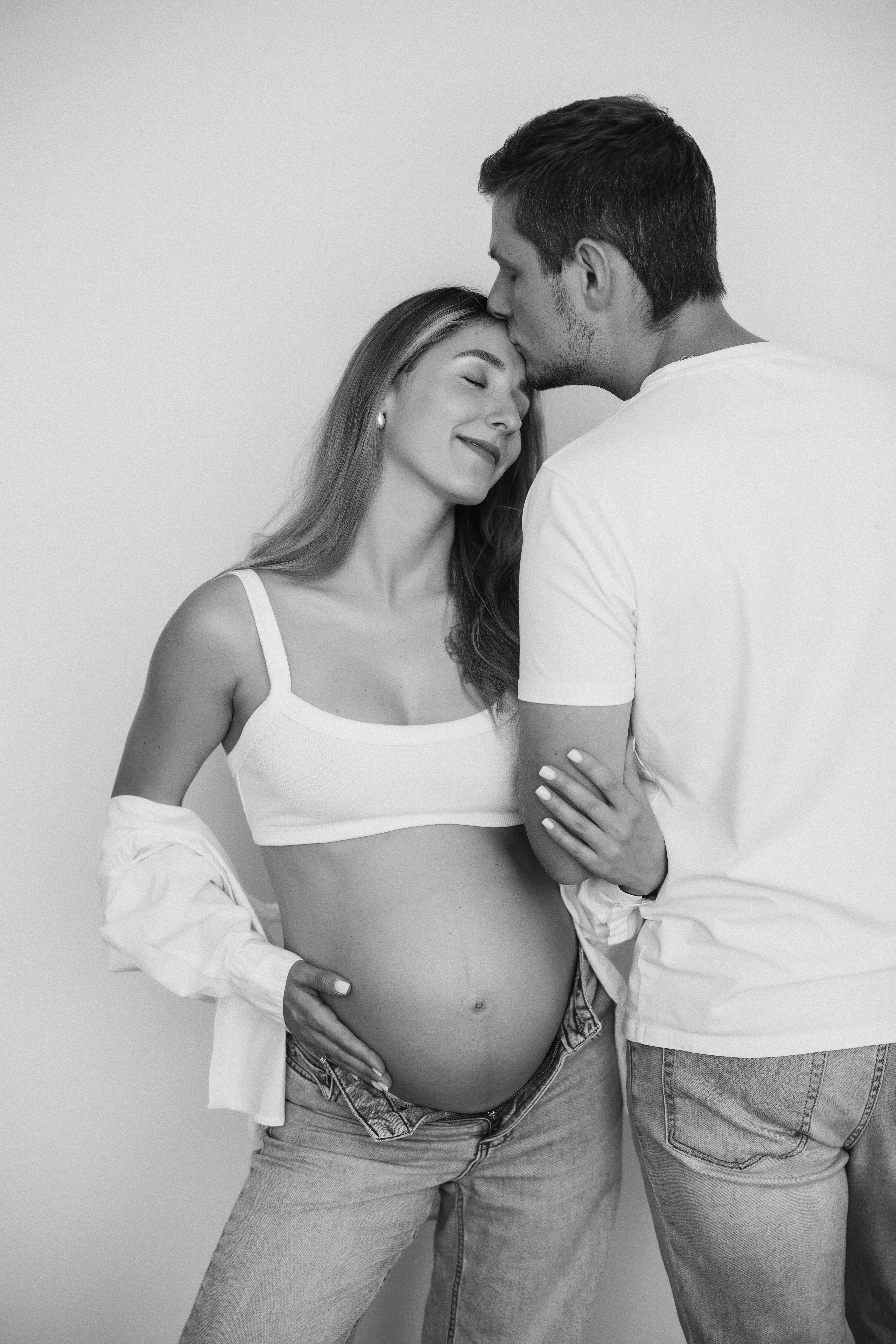 Maternity — photo 29 (B&W)