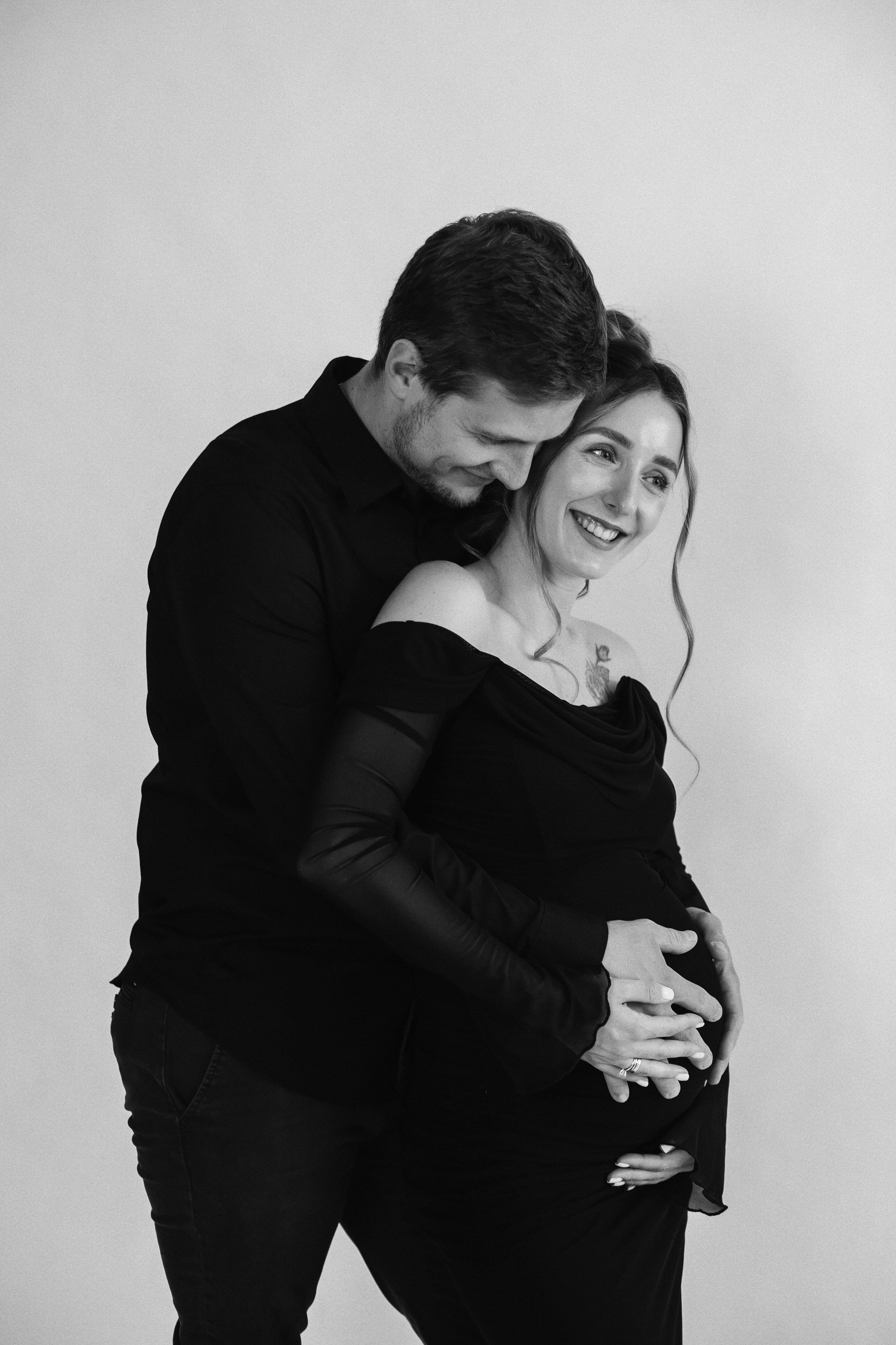 Maternity — photo 12 (B&W)
