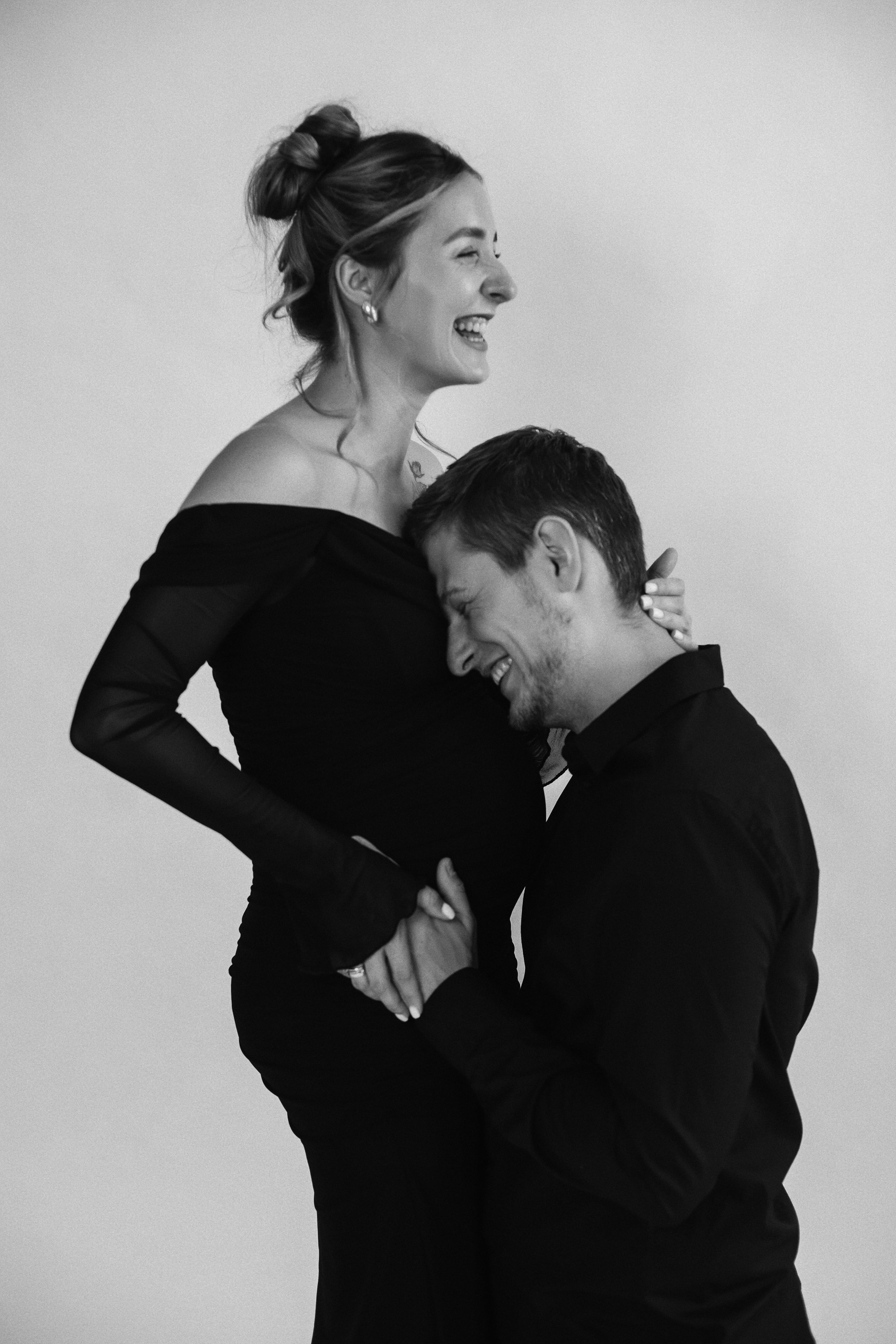 Maternity — photo 14 (B&W)